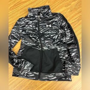 Under armor youth small zip up camo